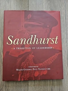 Sandhurst Eine Tradition der Führung Angela Holdsworth Christopher Pugsley Buch - Bild 1 von 15