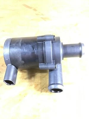 335194 Zusatzwasserpumpe VW Polo V (6R, 6C) 1K0965561L - Bild 1 von 4