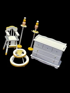 Vtg. Nursery Dollhouse Nursery Wood Furniture 5 Pc White Yellow Gingham *Flaws* - Picture 1 of 7