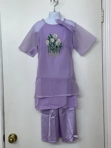 Vietnamese Ao Dai Dress Silk Lavender Embroidered, Kids Size 7, NEW - Picture 1 of 10