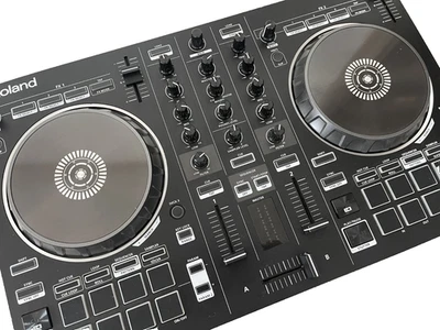 Roland DJ-202 mit USB/Audiokabel getestet und funktionsfähig 2-Kanal... - Bild 1 von 4