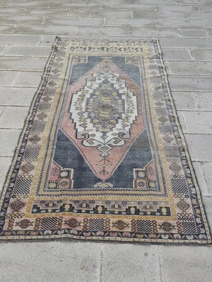 Vintage Turkish Rug 9x4.7 ft | Handwoven Anatolian Medallion Carpet - Image 1 of 4