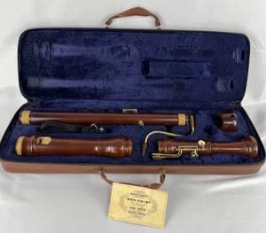 Grabadora de bajos de madera Yamaha YRB-42 con estuche 3129 - Imagen 1 de 7