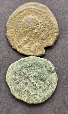Monedas bizantinas de bronce. Lote de 2 monedas Foto 1 de 4