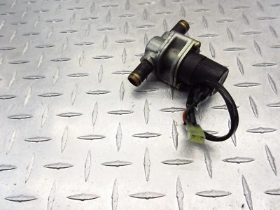 Honda VFR800 INTERCEPTOR 800 2003 02-09 OEM VÁLVULA DE AIRE RESPIRADOR DE ADMISIÓN Foto 1 de 4