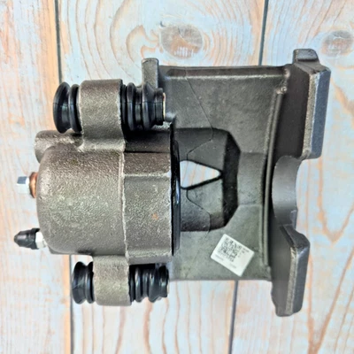 Raybestos FRC11513 Fits Dodge Plymouth Neon Front LH Semi Loaded Brake Caliper - Image 1 of 4