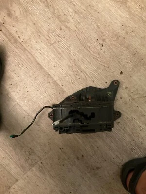 2002-2010 Lexus SC430 AUTOMATIC GEAR SELECTOR SHIFT SHIFTER ASSEMBLY OEM ST17 - Image 1 of 4