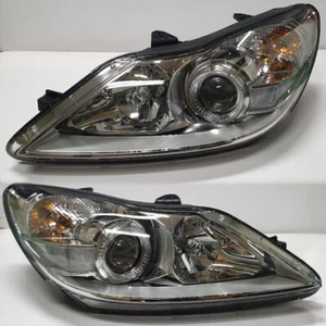 Genuine Head Lamp Light Assembly 2p for 2009 2014 Hyundai Genesis Sedan - Picture 1 of 9