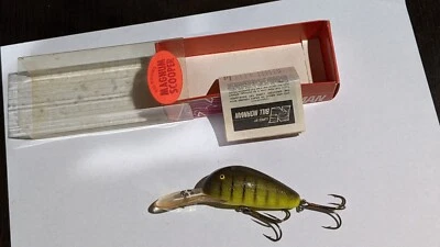 Scooper vintage Bill Norman verde y amarillo en una caja Foto 1 de 4