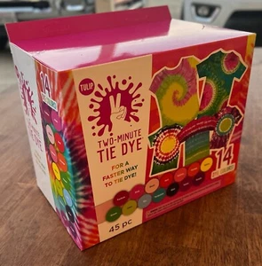 Tulip Two-Minute Tie-Dye Kit 14 Bright Colors 45 Piece Kit - Picture 1 of 6