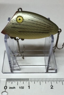 Swimming Minnow Fishing Lure Pin Fish Old Fishing Lures #M14 - Image 1 of 3