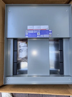 New SQUARE D 800AMP  480volt  4wire HCJ I-LINE PANELBOARD - Image 1 of 3