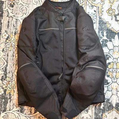 Chaqueta de motocicleta de malla REAX Alta 2XL negra con protección de armadura SAS-TEC Foto 1 de 4