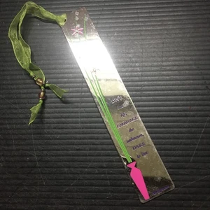 Very Neat Sacchi Inspirational Silver Bookmark w/ Green Ribbon Tassels Quote 6"L - Bild 1 von 3