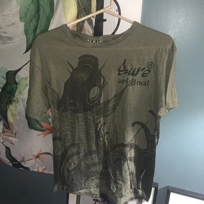 Sure Original Koi FishGraphic Mens T-Shirt Medium 100% Cotton, army green - Image 1 of 4