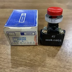 GE 365B113G3 Red P Button Pushbutton Unit GE control - Picture 1 of 10