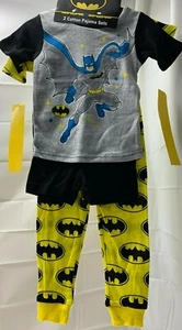 NEW! Batman 4 Piece Sleepwear Set for Toddlers Size 2T - Picture 1 of 2