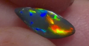 0.50cts TOP TOP Natural Solid Lightning Ridge NOBBY black opal *see video* - Picture 1 of 12