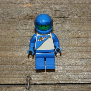 LEGO Futuron Blue Astronaut sp014 Minifigure 6703 6828 6884 6893 6990 Vintage - Picture 1 of 7