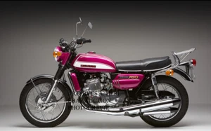 Suzuki GT 750 1977 motorcycle factory photo press photograph - Picture 1 of 1