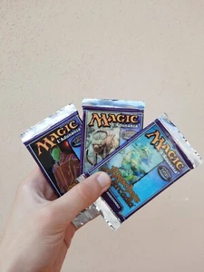 MAGIC THE GATHERING 3 BUSTINE MASCHERE DI MERCADIA RARE Booster Sealed ITA WOTC - Foto 1 di 7