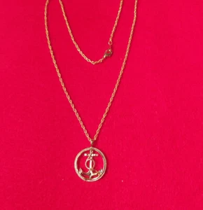 CIONDOLO CIONDOLO ANCORA MARINA PLACCATO ORO 14 KT CON COLLANA CORDA 24 POLLICI - 2281 - Foto 1 di 4