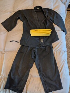 Tiger Claw TC 2000 Students Martial Arts Uniform  Size 00 - Picture 1 of 4