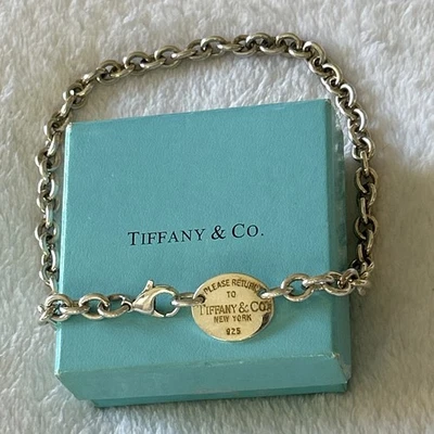 "Collar gargantilla etiqueta ovalada de plata esterlina Please Return to Tiffany & Co de 15,5""" Foto 1 de 4