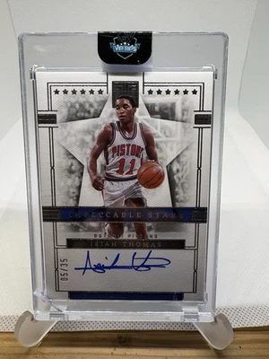 Panini Impecable 2023 - Impecable Stars Signatures Isiah Thomas #ISS-ITH/35 Foto 1 de 2