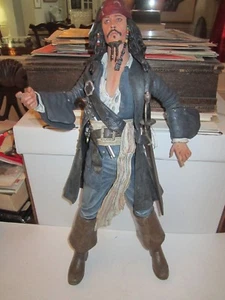 (3) 2004 FIGURAS DISNEY NECA JOHNNY DEPP CAPITÁN JACK GORROW - 18" DE ALTO PESADO - Imagen 1 de 6