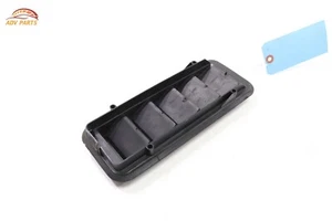 PANEL CUARTO TRASERO IZQUIERDO CHEVROLET COLORADO PRESIÓN AIRE VENTILACIÓN REJILLA OEM 15-22 💎 - Imagen 1 de 5