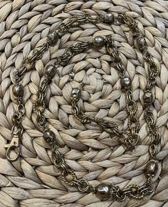 Cintura catena vintage tono oro anni 60 70 reggenza perle finte corpcore retrò 44 pollici - Foto 1 di 9