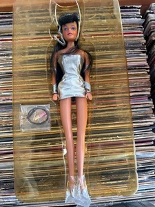 Muñeca Femenina Edición Limitada The Surrender Collection Juguete - Imagen 1 de 3