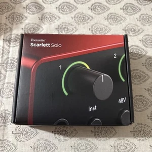 Focusrite Scarlett Solo 4th Gen USB Audio Interface with Scarlett Mic Pre - Picture 1 of 1
