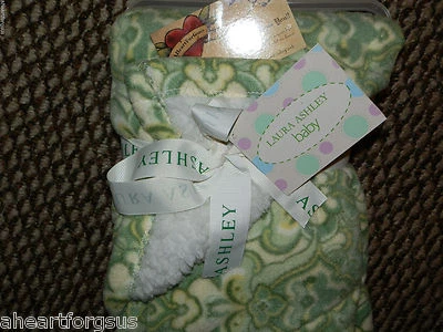 LAURA ASHLEY BABY BLANKET VELOUR GREEN YELLOW MEDALLION NEUTRAL SHERPA UNISEX   - Image 1 of 3