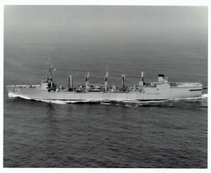 1969 Press Photo US Navy Oiler USS Milwaukee (AOR-2) - Picture 1 of 2