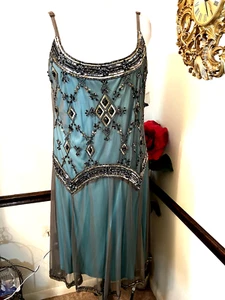 NUEVO SIN ETIQUETAS SCALA Cuentas Lentejuelas Ajustado Corpiño Azul Acampanado Vestido Largo Medio TALLA PLUS 20W - Imagen 1 de 24