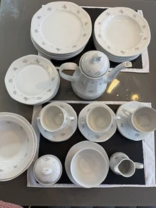 Geschirrset Mitterteich Bavaria Germany White Blue Tea Coffee Set & plates 36 Pi - Bild 1 von 8