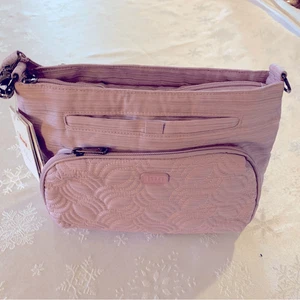Nuevo con etiquetas Bolso Bandolera Lug Samba Lila Acolchado 2 Correas Muchos Compartimentos - Imagen 1 de 16