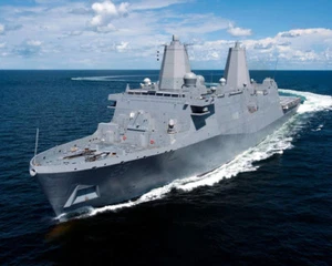 US Navy LPD-25 USS Somerset 2014-Present Glossy Photograph Print (8" x 10") - Bild 1 von 1