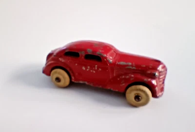 Coche de juguete Barclay Diecast Metal Rojo aguanieve 4 puertas Sedán 3" neumáticos blancos vintage años 40 Foto 1 de 4