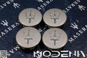 Maserati Felgendeckel 56mm Radnabendeckel Deckel Felge Nabenkappe grigio mercury - Bild 1 von 1