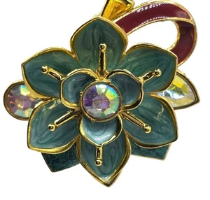Disney London Mulan Hair Clip Gold Teal Enamel Iridescent Rhinestone Flower Pin - Bild 1 von 10