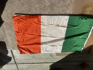 Enorme Bandiera Irlanda Alta Qualità 3' x 5' - Foto 1 di 2