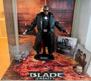 Blade logo display signs Blade series Snipes Beena Studio - Picture 1 of 10
