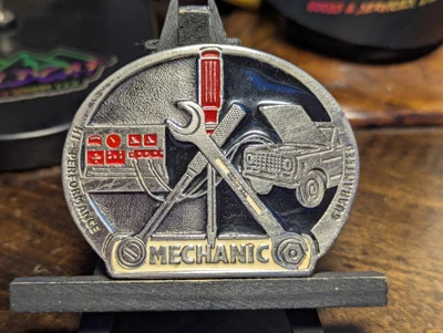 Mecánico Alto Rendimiento Garantizado Metal y Esmalte Hebilla de Cinturón 3" DE COLECCIÓN EE. UU.  Foto 1 de 4