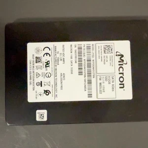 SSD SATA 512 GB 2,5", Dell/Micron 1100, 6 Gb/s. Modelli: MTFDDAK512TBN/01WT6M - Foto 1 di 2