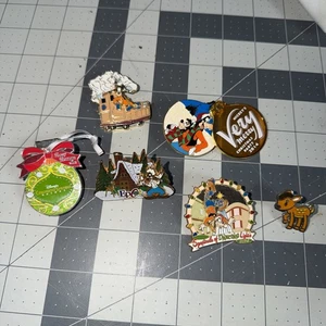 Vintage gemischtes Set (6) Walt Disney World Pins, 2000-Retired-Resorts limitierte Auflage - Bild 1 von 14