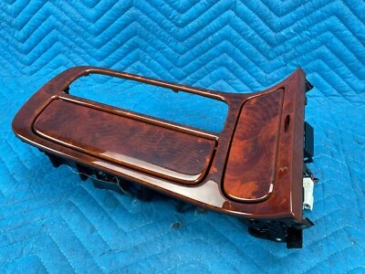 Console central Lexus SC430 painel de acabamento de madeira com porta-copo e cinzeiro 2006-2010 fabricante de equipamento original - Imagem 1 de 4