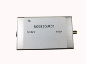 1 MHz ~ 3,5 GHz Generator śledzenia Gaussian Biały generator sygnału szumowego Źródło - Zdjęcie 1 z 6